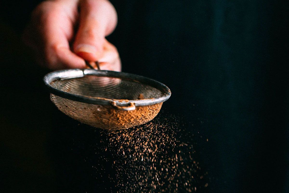 Filtering Chocolate Powder Filtering Chocolate Powder